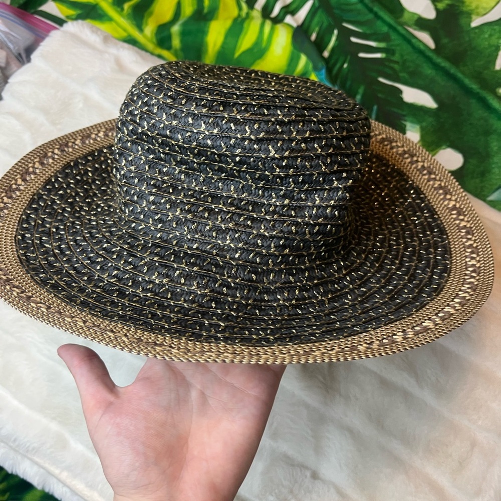 Badgely Mischka O/S Black Tan Woven Paper Metallic Summer Vacation Wide Brim Hat